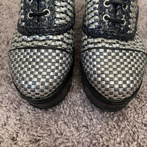 SCHUTZ Black and Silver Woven Lace Up Wedge Platform Sandals Size 6 - Picture 2 of 16